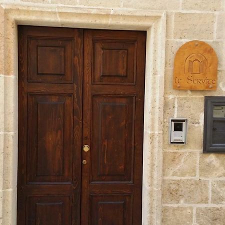 Casa Turistica Le Servite Manduria Bagian luar foto